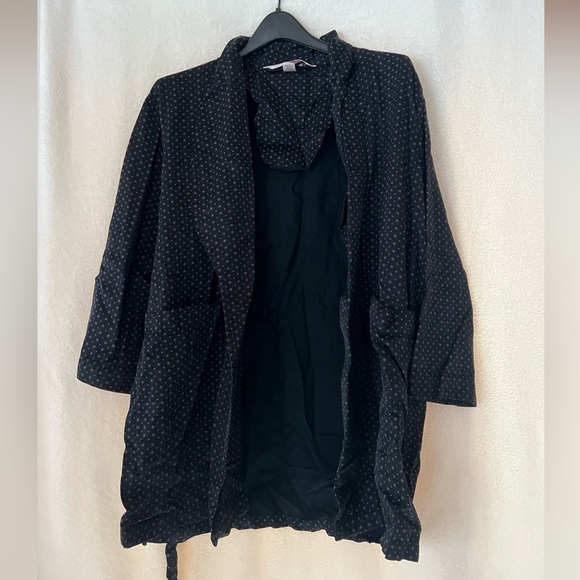 Victoria’s Secret Robe - Picture 4 of 6